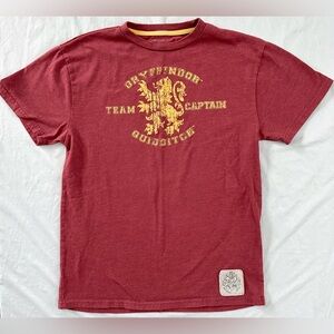 Universal Studios Harry Potter Gryffindor Quidditch Team Captain Kids Medium Red